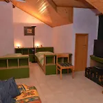 Anna Apartment *